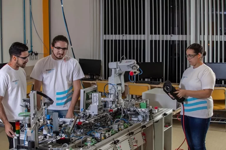 Firjan SENAI Nova Iguaçu: Cursos Gratuitos e Inscrições 2025