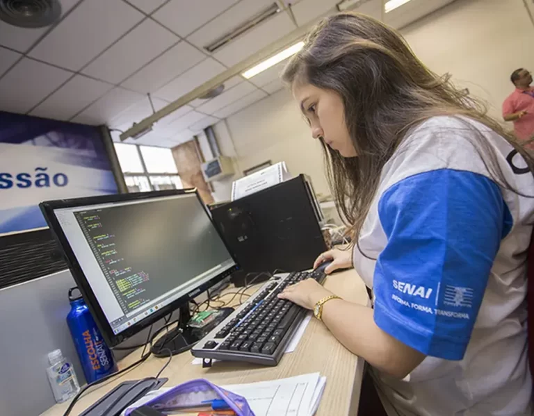 Firjan SENAI Pádua: Cursos Gratuitos e Inscrições 2025