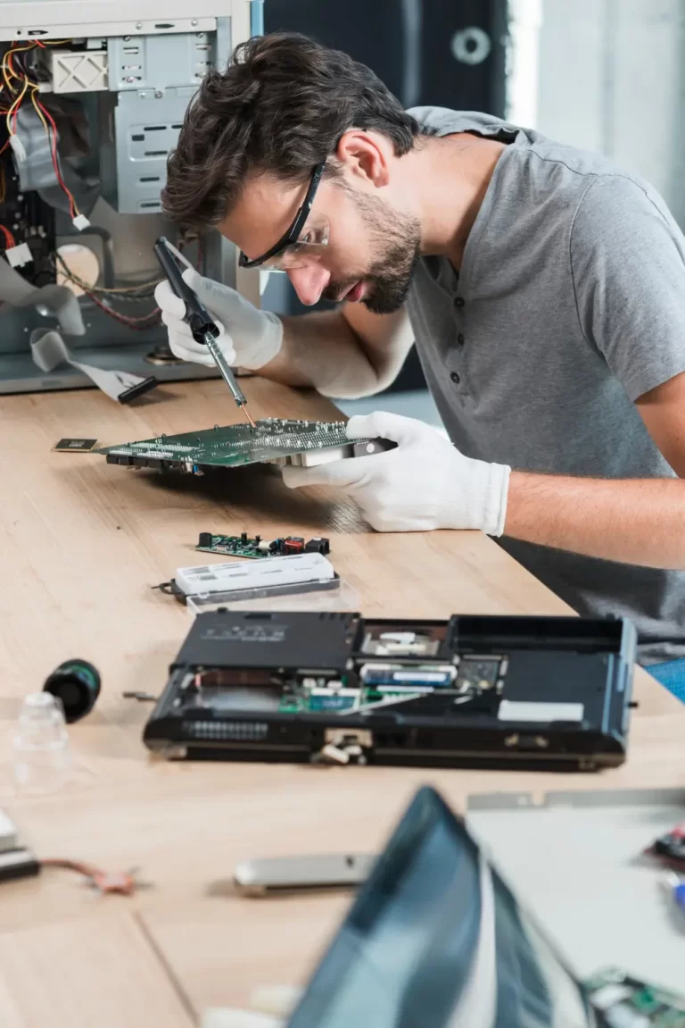 Curso Técnico em Eletroeletrônica: O que se aprende, onde fazer o curso no RJ e mais